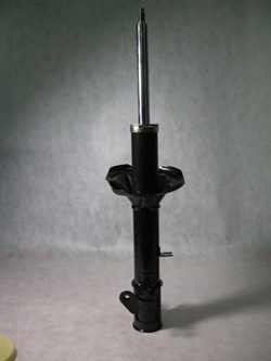 Амортизатор RR, K.CARENS II/X-TREK с 02г. ориг. (0K2M2-28900) LH, газо-масл., высота до чашки 320мм - фото 10221