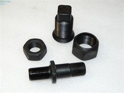 Шпилька колесная с гайкой K.COMBI,TITAN, RR, LH, шпилька+футорка+гайка, без шлицов  YOUKONG - фото 18306