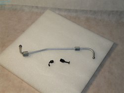 Трубка топливная H.TUCSON с 04-09г.,SANTA FE(CLASSIC) с 00г.,TRAJET,K.SPORTAGE NEW с 04-10г.,CARENS II/X-TREK V2.0 дв.D4EA ориг. (31420-27001) от ТНВД к рампе - фото 18425