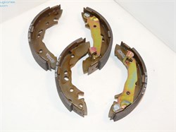 Колодки тормозные RR H.ATOS,K.MORNING/PICANTO,VISTO (FLH10/SA096/58305-02A00) барабанные - фото 23193