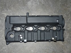 Крышка клапанов K.SORENTO с 08-08г. V2.5 дв.D4CB VGT ориг. (22410-4A402) с прокладкой, трубка для шланга диам. 18мм. - фото 23309