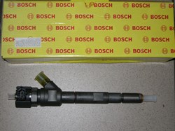 Форсунка топливная H.STAREX GRAND/H-1 с 07-11г.,K.SORENTO с 07-09г. дв.D4CB VGT (0445110274/33800-4A500)  BOSCH , с шайбой - фото 23836