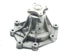 Помпа H.STAREX с 04г.,STAREX GRAND с 07-12г.,PORTER II с 06-12г.,K.SORENTO с 08-09г. дв.D4CB (25100-4A200) верхняя часть с валом и крыльчаткой б/у, для разборной помпы 25100-4A000 - фото 35026