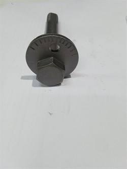 Болт-эксцентрик нижнего рычага FR H.GRACE с 97г.,PORTER I,II,(STAREX до 07г.) 2WD (H.STAREX 4WD до 07г. задний) (FS1100/54532-4B000)  LYNX  М16мм.*L115мм. - фото 41371
