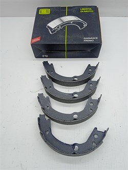 Колодки ручного тормоза H.TUCSON с 04-09г.,AVANTE HD/ELANTRA с 06-11г.,K.SPORTAGE NEW с 04-10г. (GF0861/58350-2EA00/58305-2HA10) 2WD  TRIALLI - фото 41488