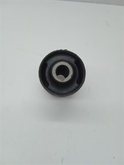 Сайлентблок H.STAREX до 07г. 2WD/4WD (55216-4A000/55217-4A000)  GEUN YOUNG  продольных рычагов, RR подвески - фото 41839