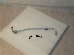 Трубка топливная H.TUCSON с 04-09г.,SANTA FE(CLASSIC) с 00г.,TRAJET,K.SPORTAGE NEW с 04-10г.,CARENS II/X-TREK V2.0 дв.D4EA ориг. (31420-27001) от ТНВД к рампе