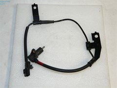 Датчик ABS FR H.STAREX/H-1 2WD с 06-07г. ориг. (95620-4A355) RH
