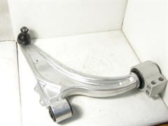 Рычаг FR D.LACETTI PREMIER/CRUZE (AW1360418R/61172A/13334023) RH, в сборе с шаровой опорой