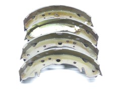Колодки тормозные RR H.SANTE FE (CKLASSIC) с 00 г. (FN-0581/58305-26A10/58305-26A00), барабанные