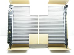 Радиатор охлаждения двигателя D.WINSTORM,CAPTIVA V2.4 бенз. (SGCH0004)  АКПП