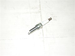 Свеча зажигания SILZKR7B-11  NGK  (9723/18846-11070/1721590003) H.SONATA YF,EF,GENESIS,GRANDEUR,SANTA FE DM,GRAND,ELANTRA,i30,iX35,i40,K.SPORTAGE,SOUL,SORENTO,CERATO,CADENZA,FORTE,OPTIMA V1.8/2.0/3.0/3.3/3.5,S.Y.KORANDO C/ACTYON NEW V2.0 дв.G20D иридиевые