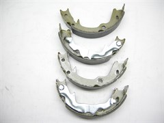 Колодки ручного тормоза K.RIO с 05-11г.,CERATO/FORTE с 08г. (530187/58305-1MA00)  METELLI  Италия