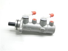Цилиндр тормозной главный K.BONGO III с 04г.1т. V2.7/2.9/D4CB/D4BH (KCB0190/58510-4E000)  TCIC  крепление 2 болтами
