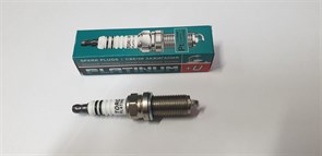 Свеча зажигания ILFR5B-11 (KH5RPU11/18840-11051) H.SANTA FE NEW с 06г.,TUCSON/iX35 с 09г.,K.OPTIMA,SPORTAGE SL с 10г. V2.7/2,0 DOHC TORCH D14 L26мм. платиновые зазор 1,1мм.